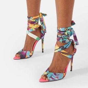 New Shoedazzle colorful sandals